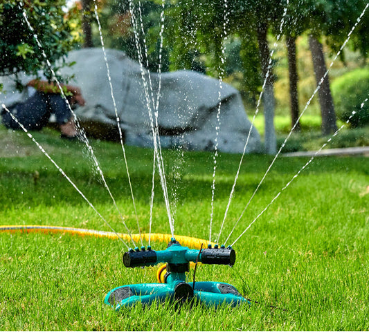 360-Degree Auto Rotating Garden Sprinkler 30-Feet Watering Tool for Lawns and Gardens