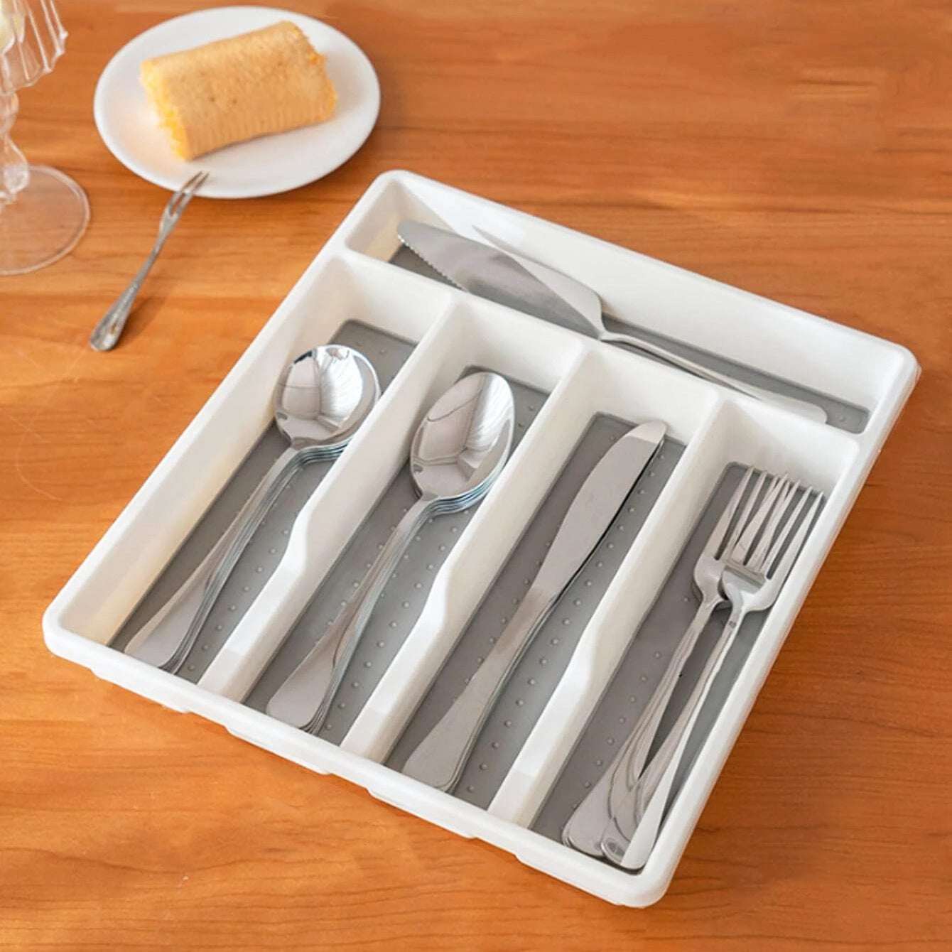 Large 5-Compartment Cutlery Silverware Utensils Tray Kitchen Drawer Divider Organizer