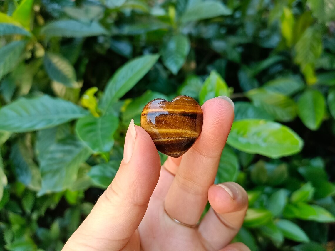 Tiger Eye Heart Stone Crystal Natural Healing Gemstone