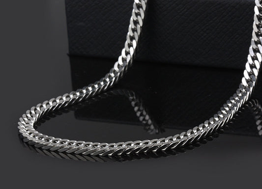 Men's Stainless Steel Chain Necklace Fashionable and Sleek Design