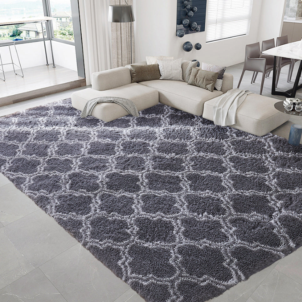 200 x 140 Soft Shag Rug for Bedroom Living Room Black Lattice