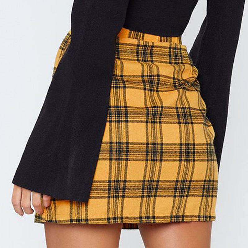 Chic Yellow Plaid Mini Skirt for Trendy Fashion