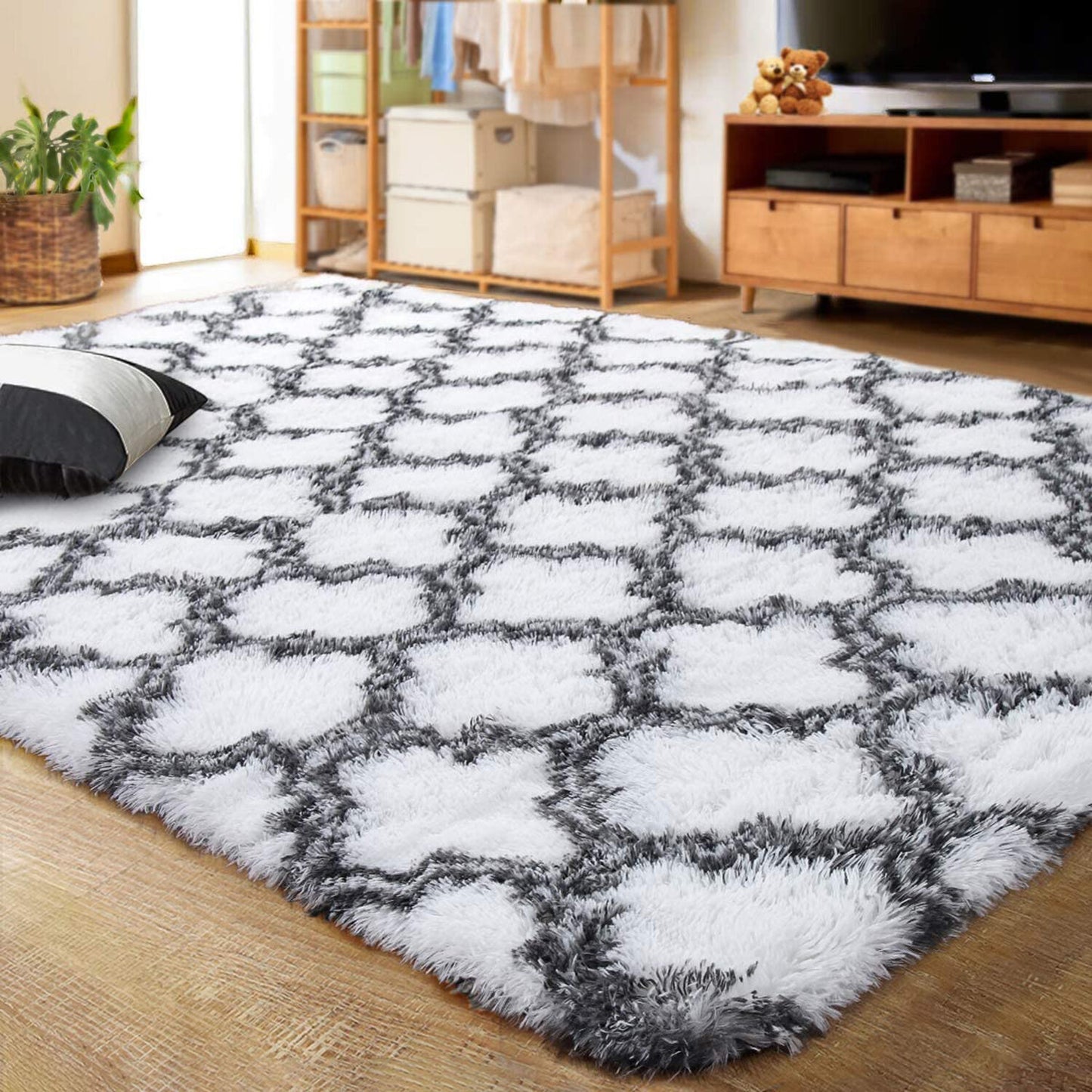 300 x 200 XL Soft Comfortable Shag Rug White Lattice