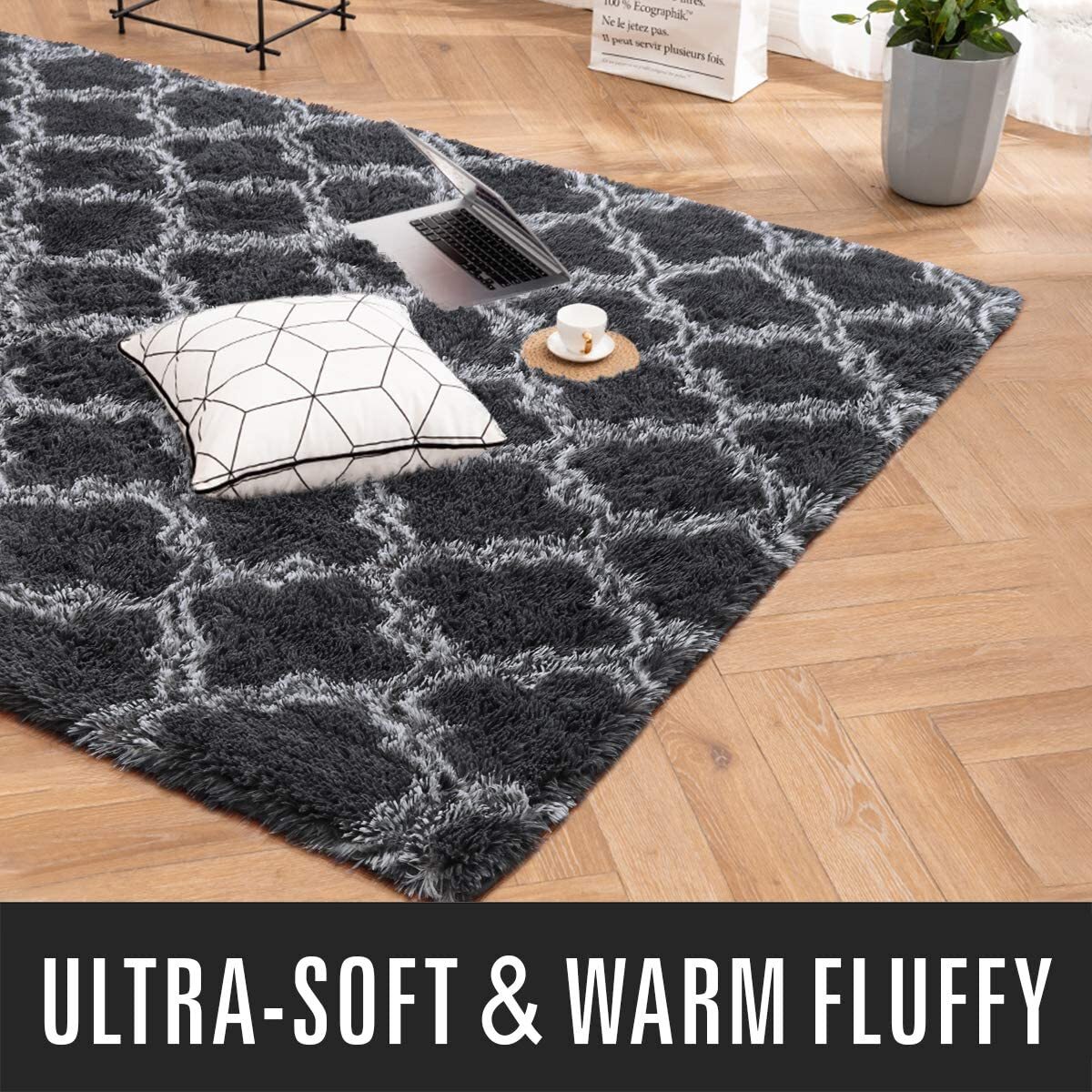 200 x 140 Soft Shag Rug for Bedroom Living Room Black Lattice