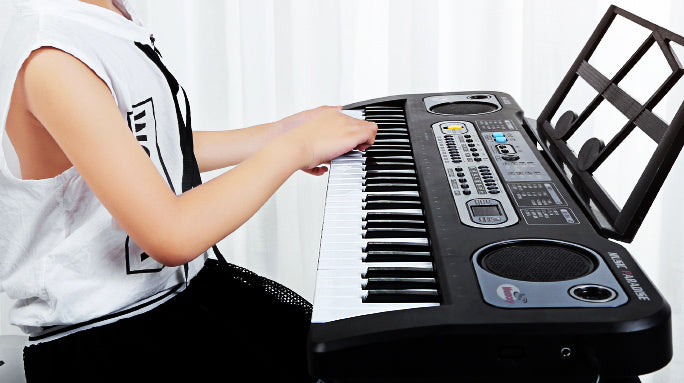 61 Keys Deluxe Electronic Musical Keyboard Toy Piano for Kids and Beginners