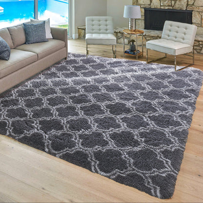 200 x 140 Soft Shag Rug for Bedroom Living Room Black Lattice